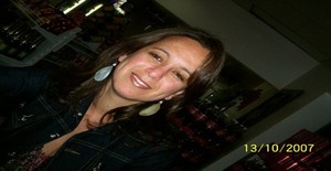 Lara_32 45 years old I am from Santa Maria/Rio Grande do Sul, Seeking Dating Friendship with Man
