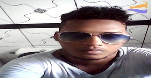 NoahNetto 26 years old I am from Unaí/Minas Gerais, Seeking Dating Friendship with Woman